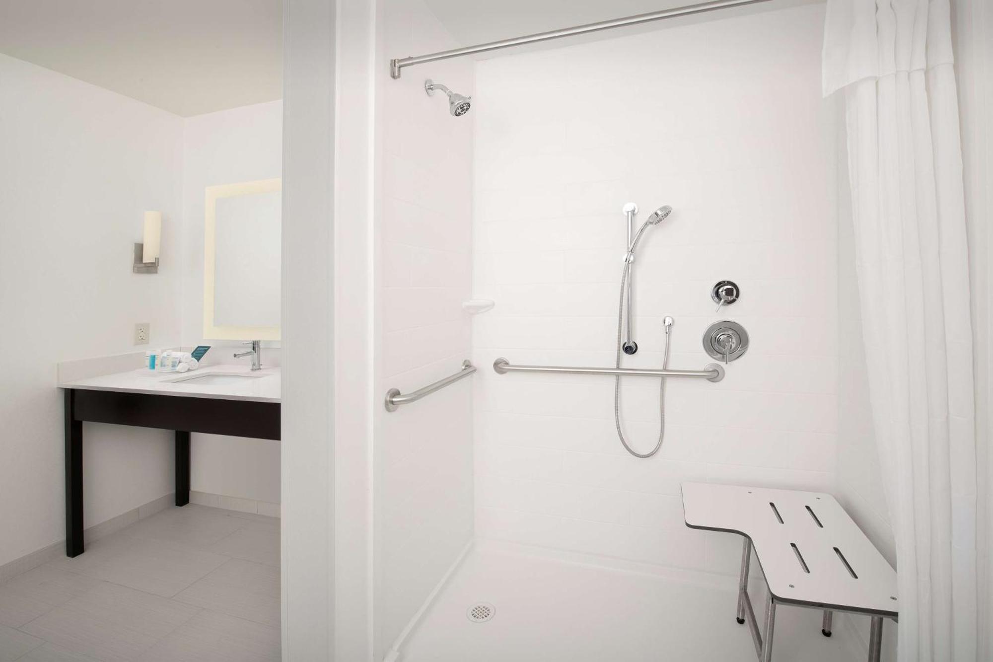 Homewood Suites By Hilton Kansas City Speedway מראה חיצוני תמונה