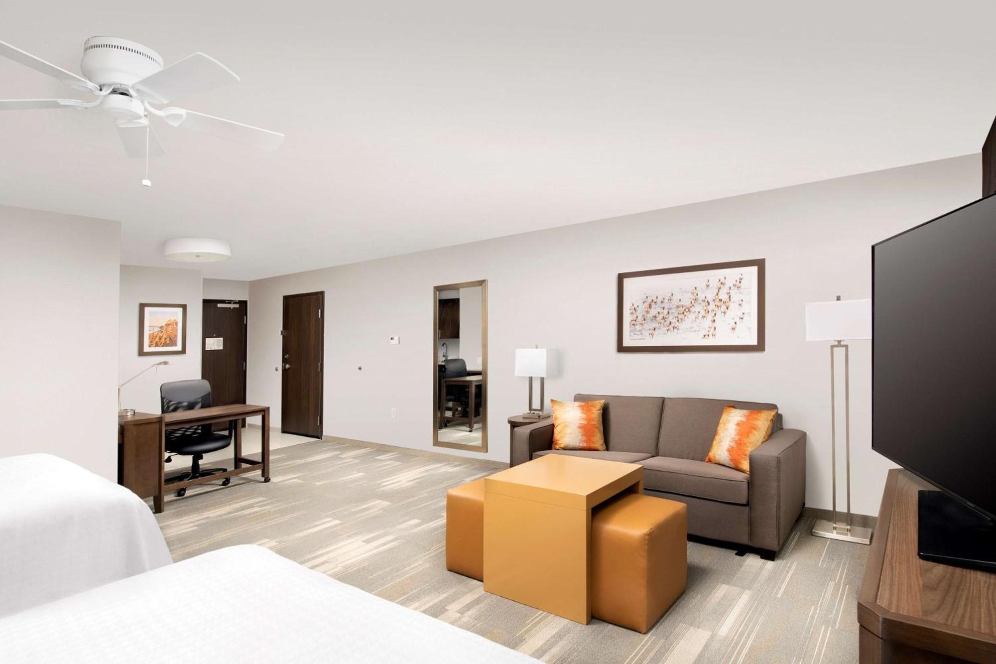 Homewood Suites By Hilton Kansas City Speedway מראה חיצוני תמונה