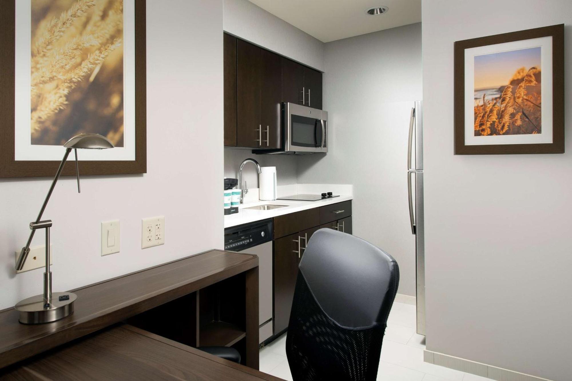 Homewood Suites By Hilton Kansas City Speedway מראה חיצוני תמונה