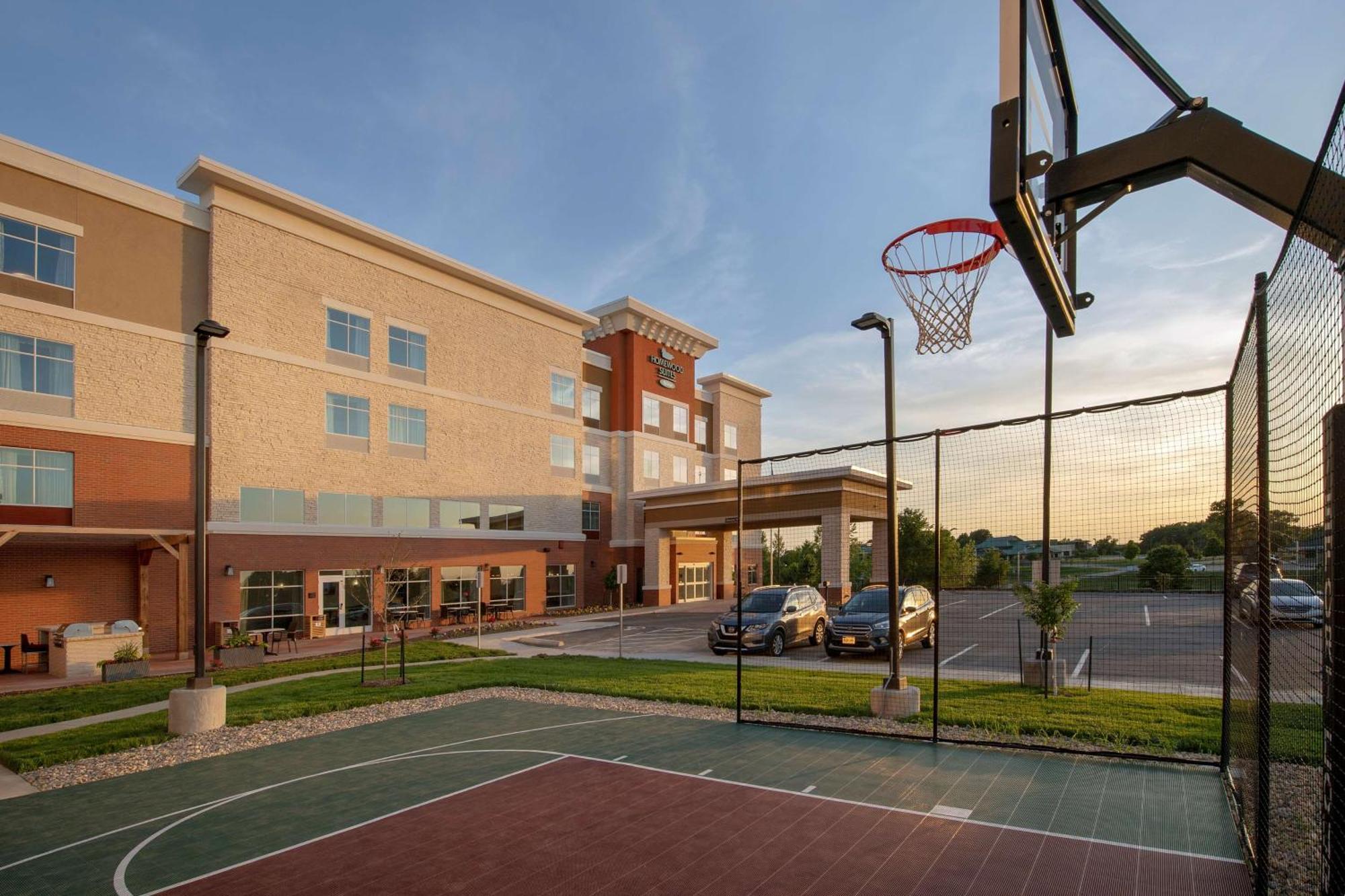 Homewood Suites By Hilton Kansas City Speedway מראה חיצוני תמונה