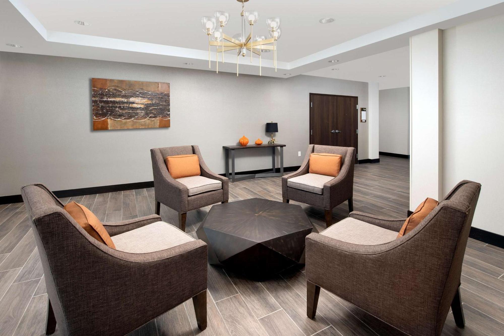Homewood Suites By Hilton Kansas City Speedway מראה חיצוני תמונה
