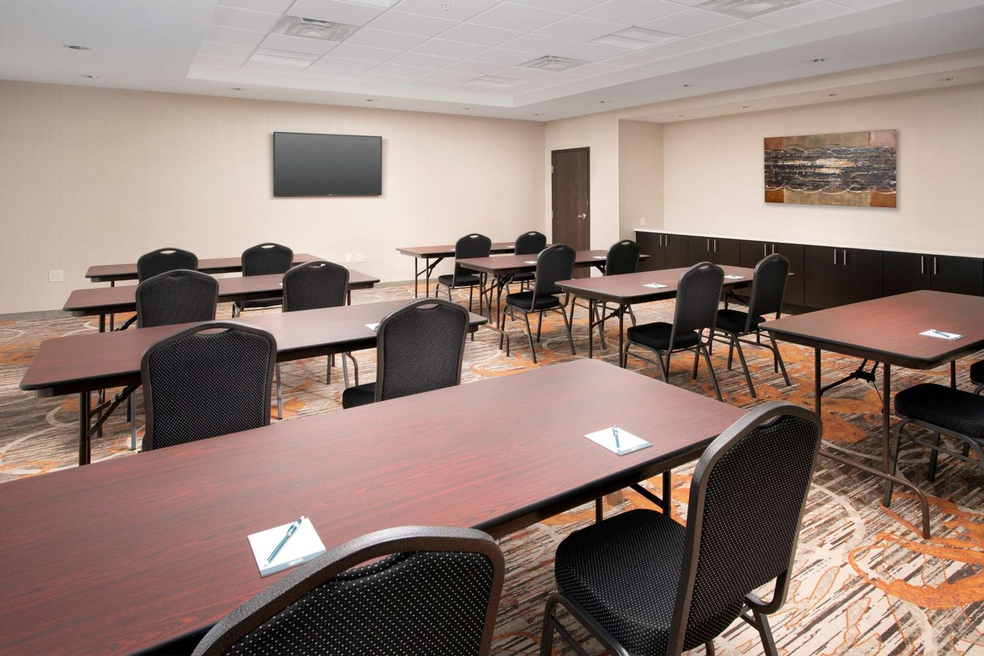 Homewood Suites By Hilton Kansas City Speedway מראה חיצוני תמונה