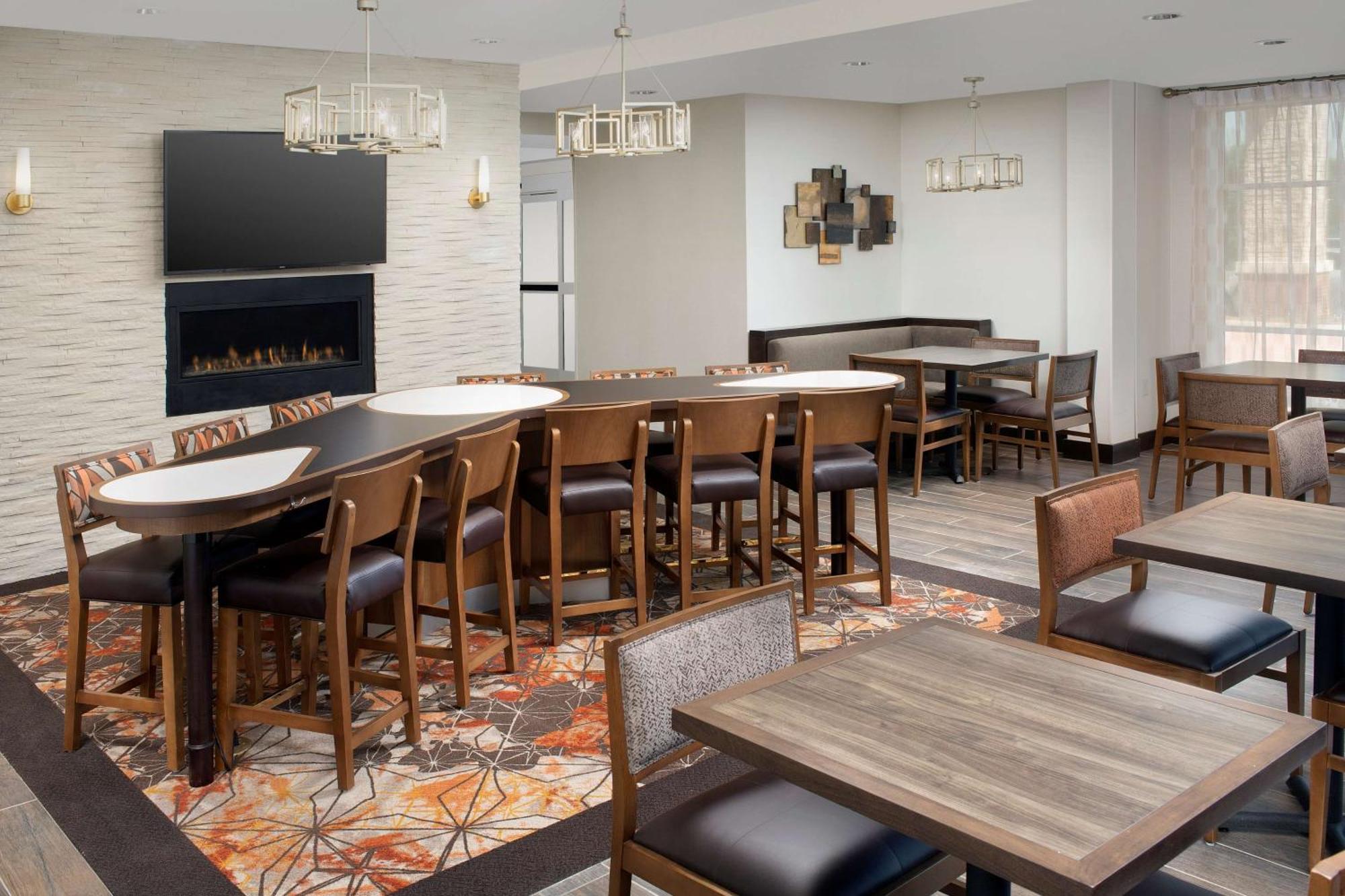 Homewood Suites By Hilton Kansas City Speedway מראה חיצוני תמונה